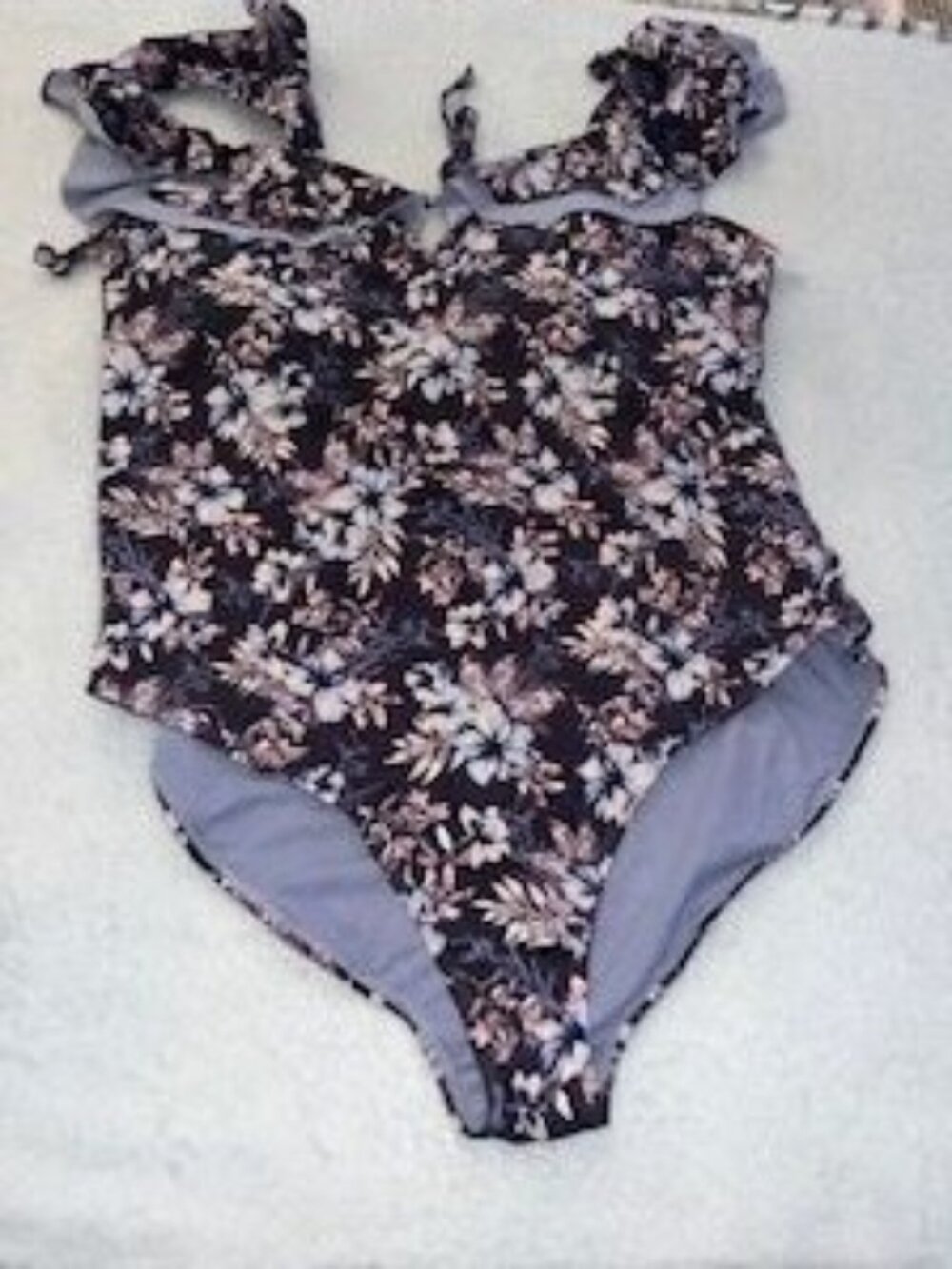 NWT Wave Zone Bathing Suit